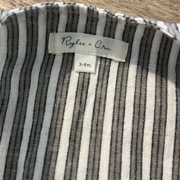 NWOT Rylee + cru overalls size 3-6 mos - Picture 3 of 3
